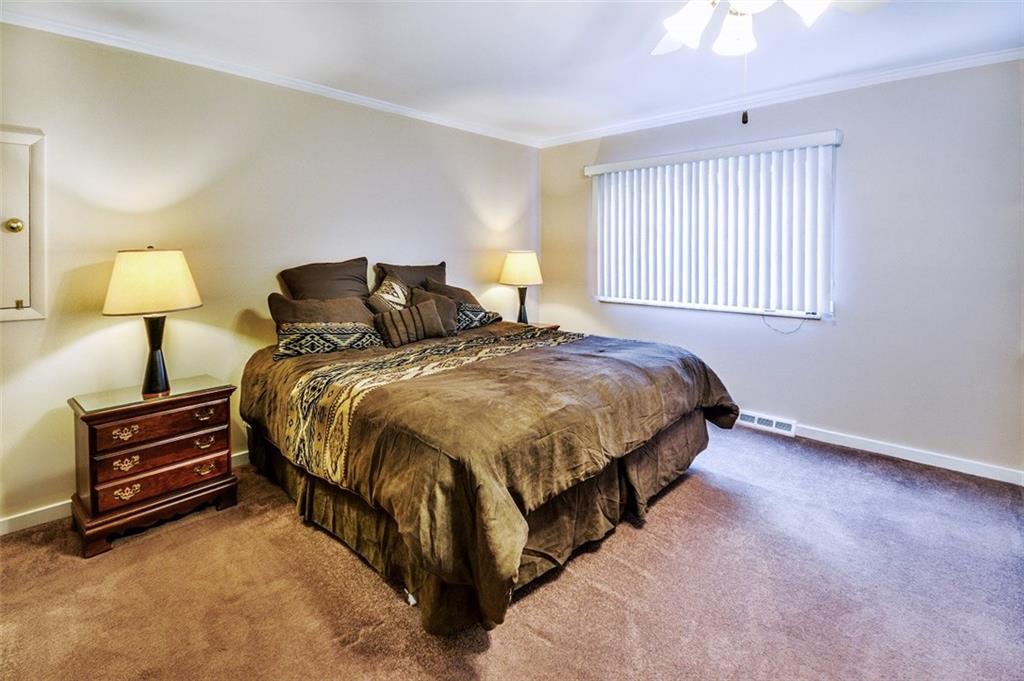 118 Buckhill Road Pittsburgh, PA 15237 - Photo 9 of 20 Gallery Image 9