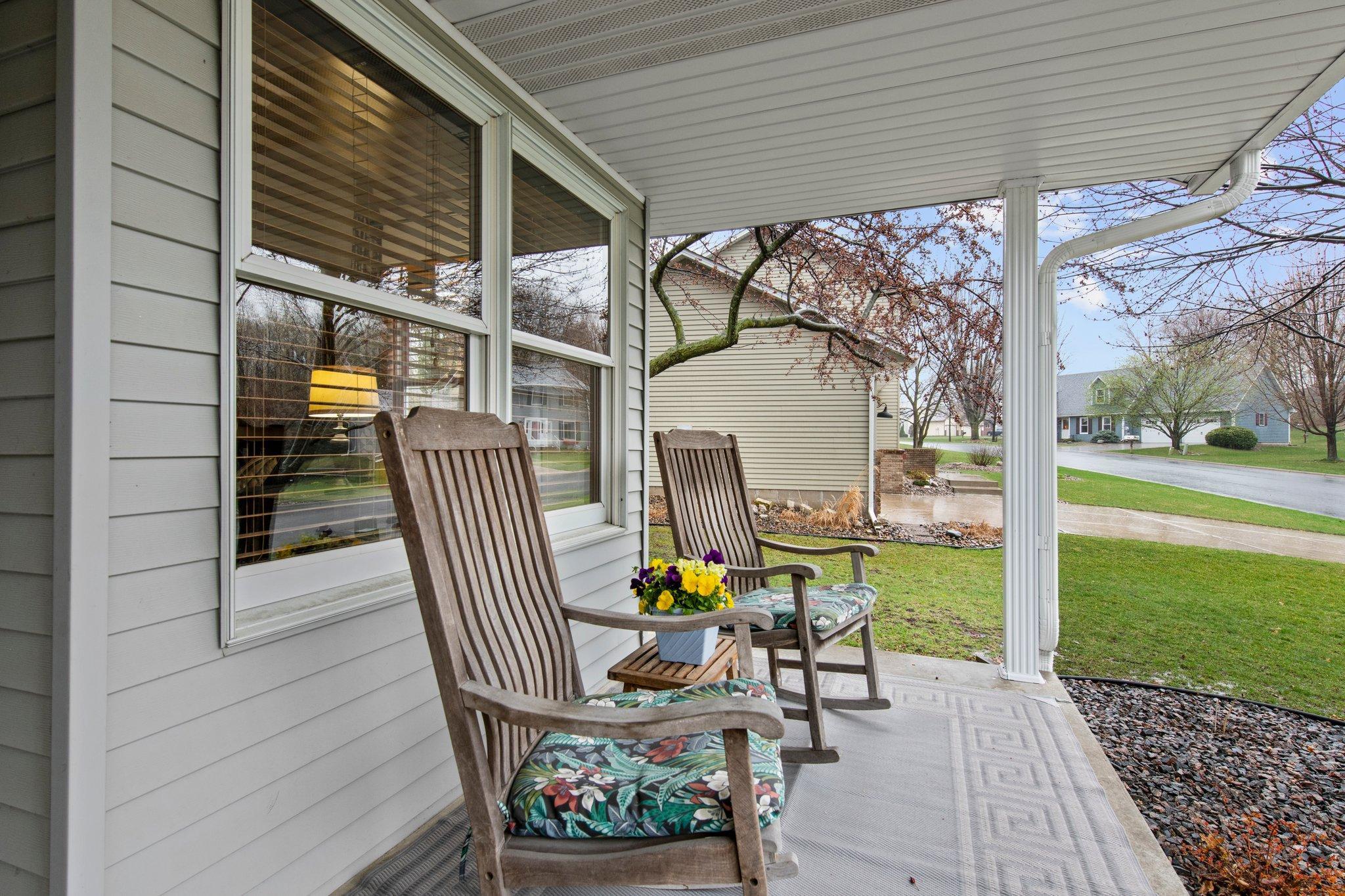 4666 Bower Path Inver Grove Heights, MN 55076 - Photo 3 of 37 Gallery Image 3