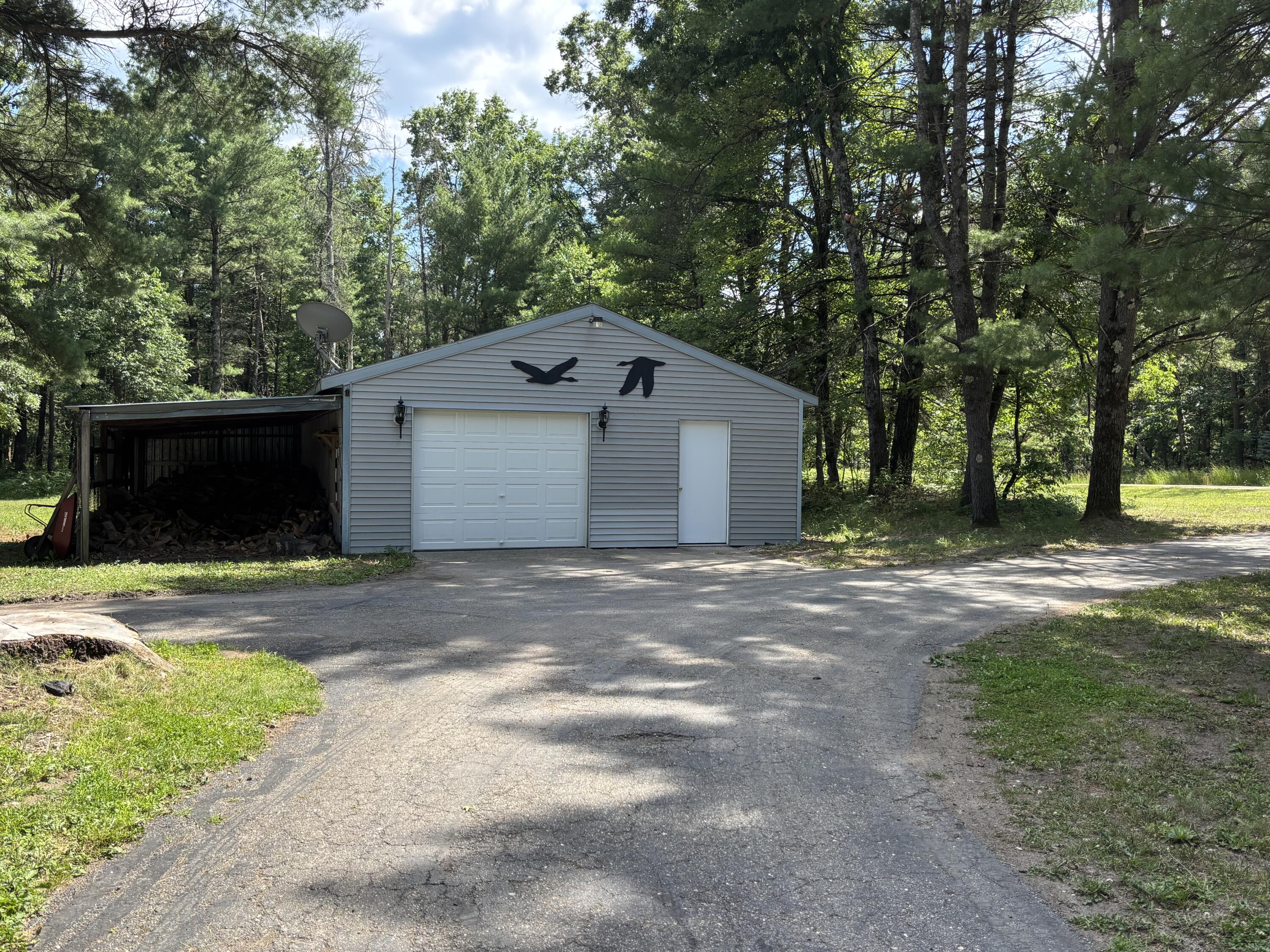 2594 South Forman Road Baldwin, MI 49304 - Photo 2 of 28 IMG_7794