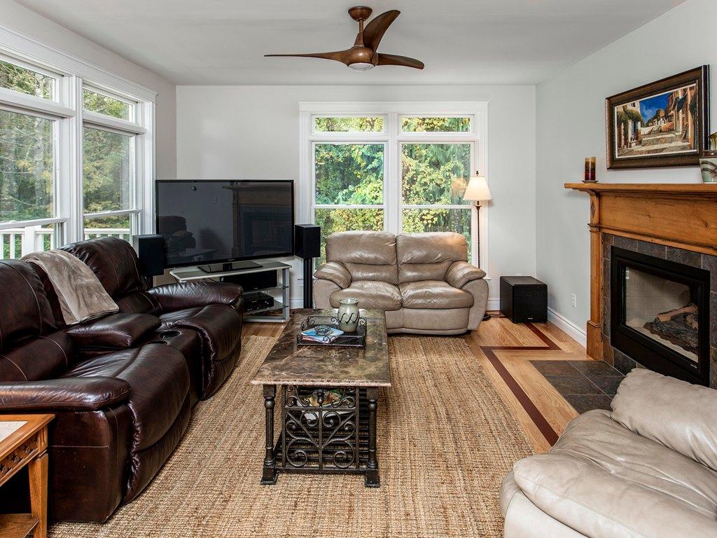 57 Schooner Ridge Road Cumberland Foreside, ME 04110 - Photo 7 of 37 Family Room