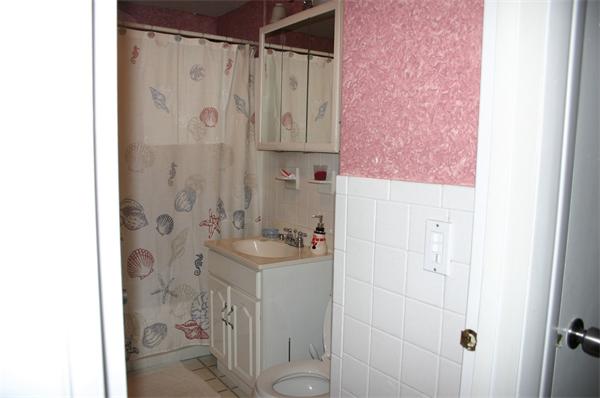 115 Corey Road Springfield, MA 01128 - Photo 15 of 27
