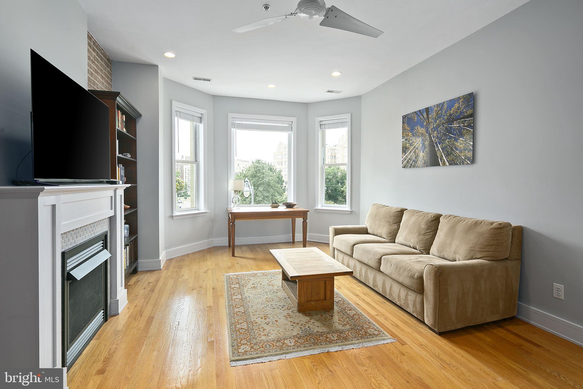 1531 Park Road Northwest, Unit 6 Washington, DC 20010 - Photo 9 of 29 Celiing fan