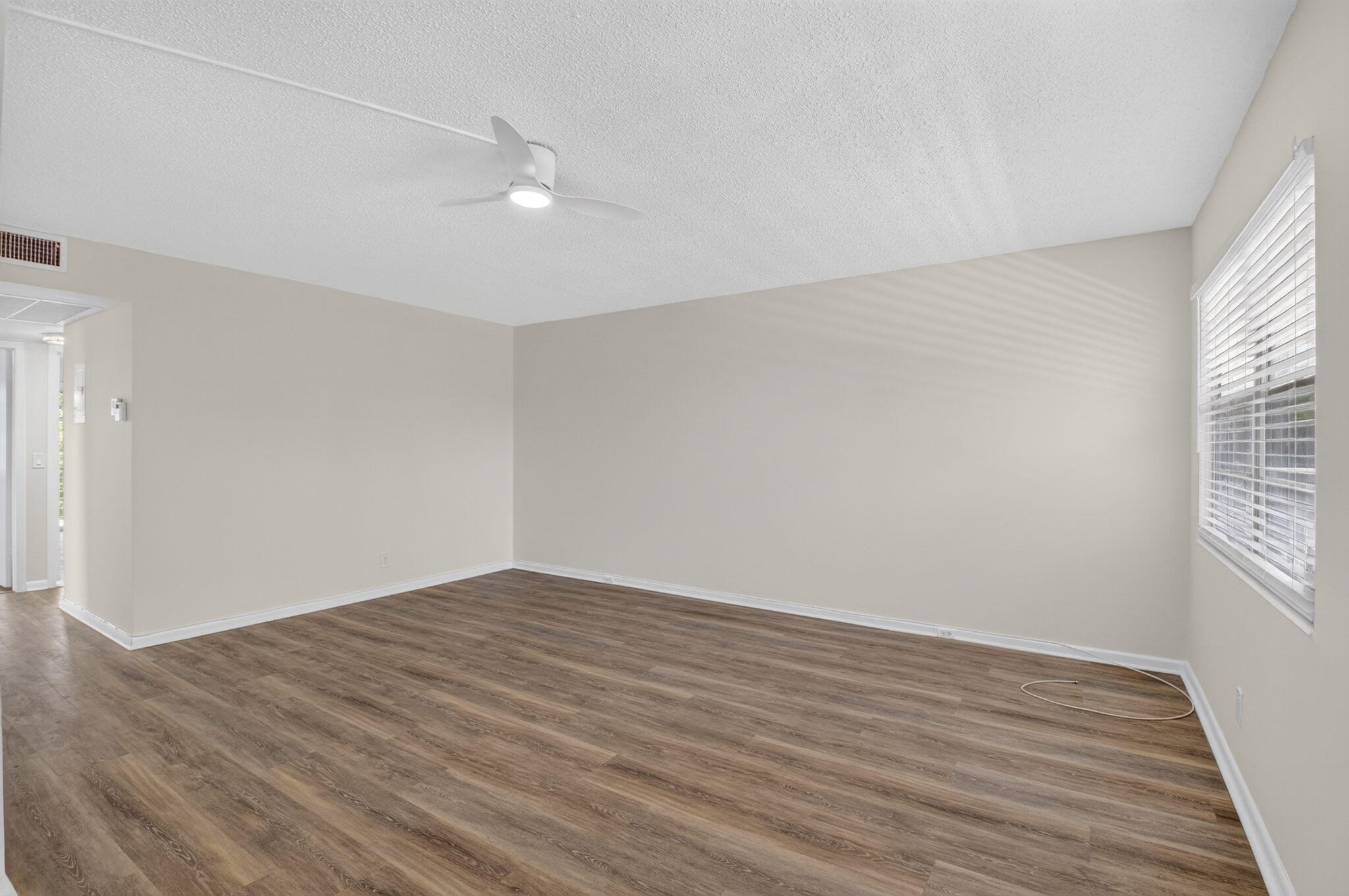 3080 Cornwall East Boca Raton, FL 33434 - Photo 11 of 55 6-web-or-mls-DSC_4147