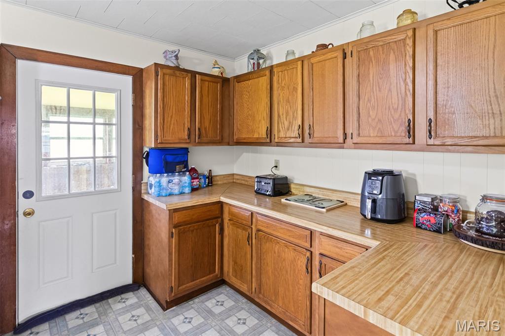 211 South Public Road Fieldon, IL 62031 - Photo 14 of 41