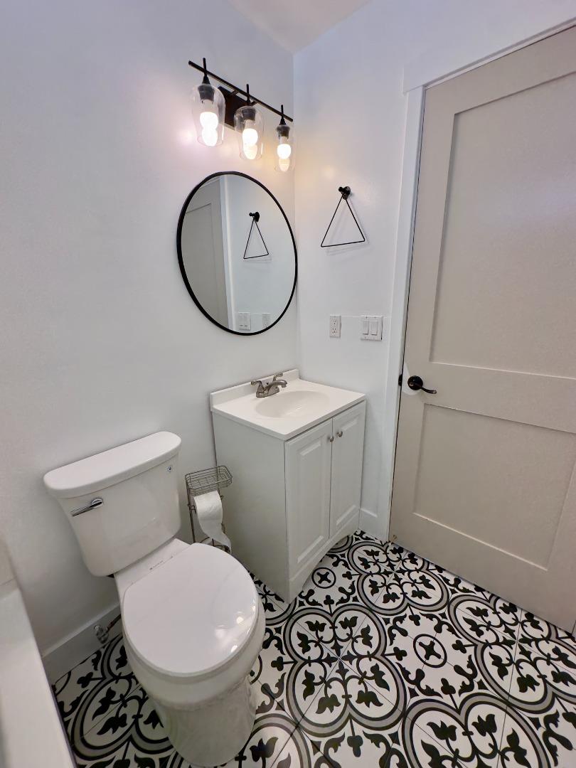 1640 Ukiah Way Salinas, CA 93906 - Photo 19 of 34