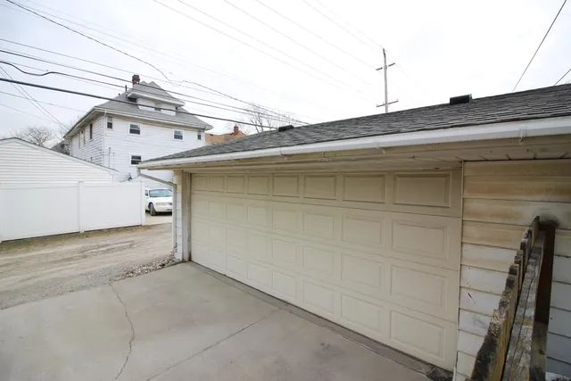 $175,000 | 1028 Mollno Street, Wyandotte, MI 48192