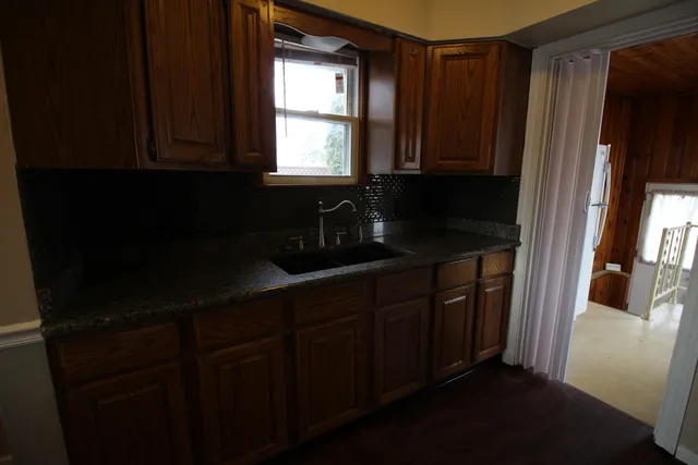 $175,000 | 1028 Mollno Street, Wyandotte, MI 48192