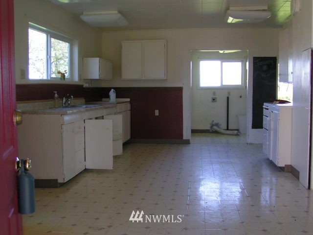 1086 Tucker Road Toledo, WA 98591 - Photo 3 of 12 Gallery Image 3