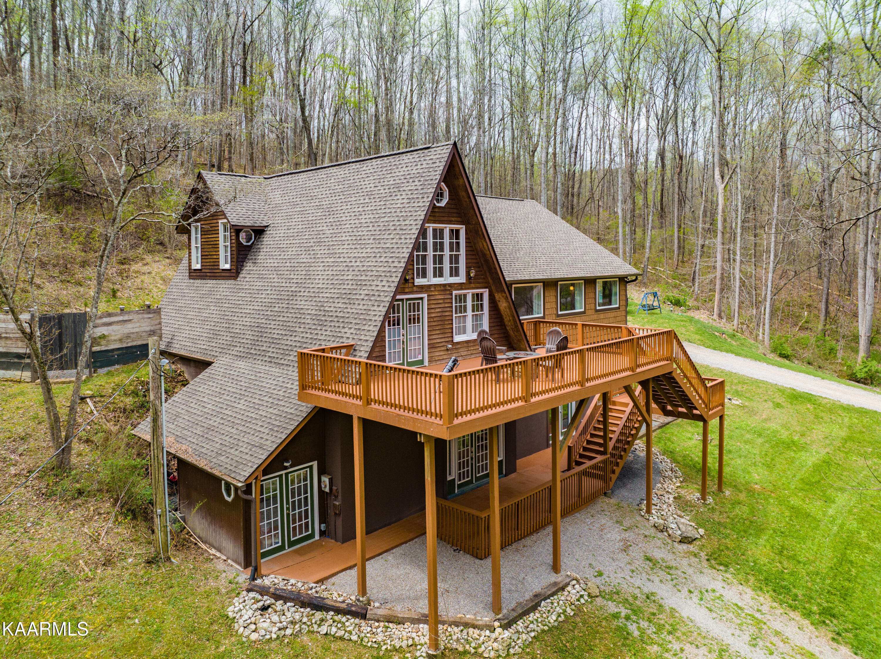 159 Dusty Lane Powell, TN 37849 - Photo 4 of 33 159 Dusty Lane, Powell, TN 37849-16