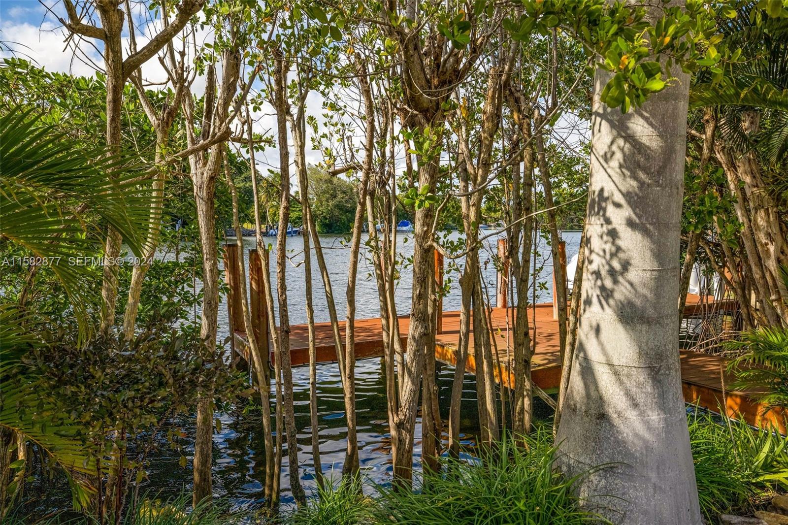 431 Costanera Road Coral Gables, FL 33143 - Photo 33 of 33