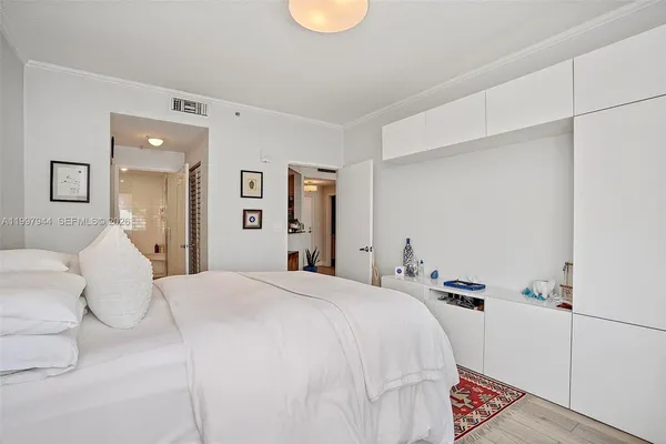 $4,500 | 1 Century Lane, Unit 303, Miami Beach, FL 33139