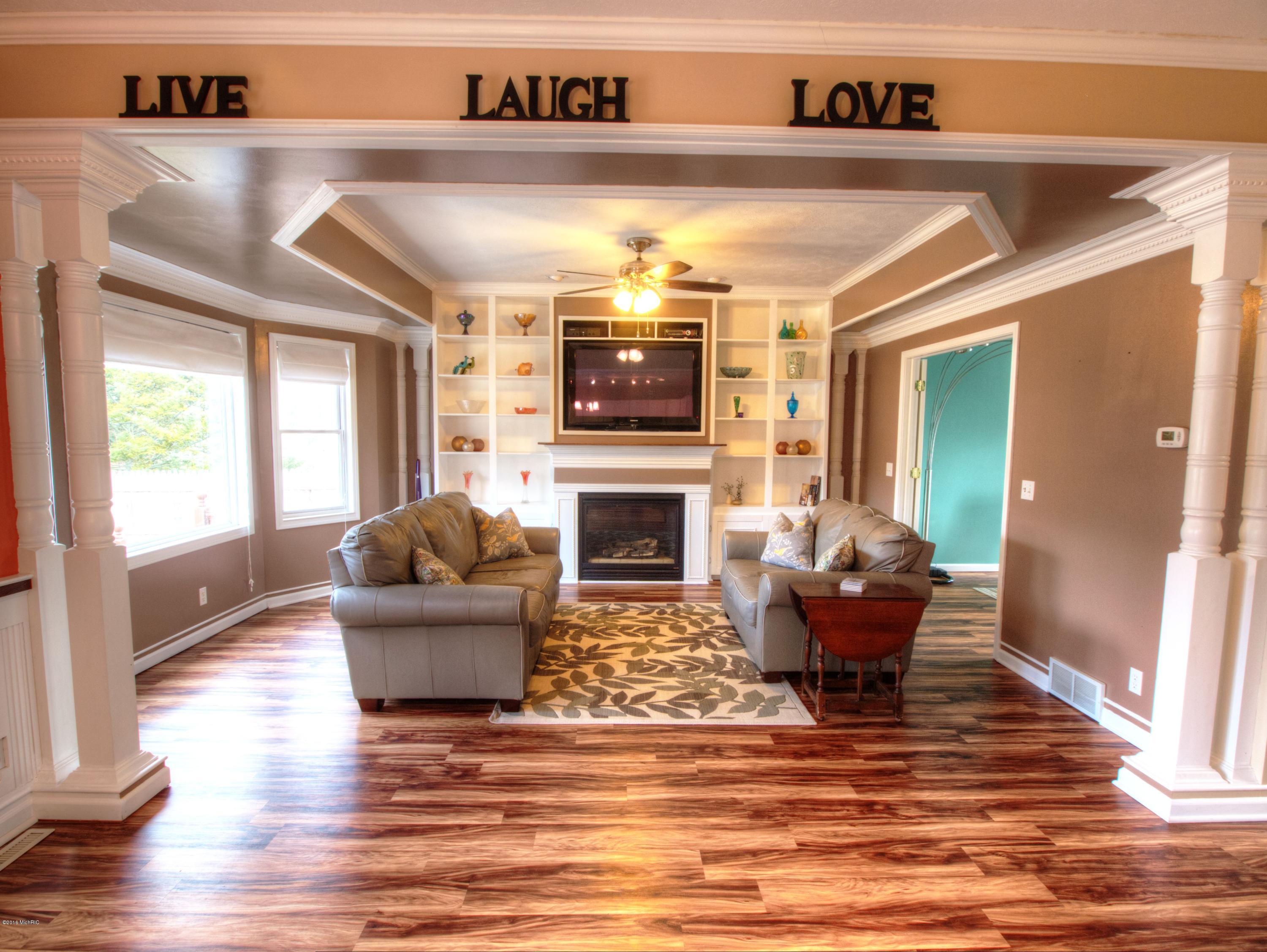 1070 East Sternberg Road Muskegon, MI 49441 - Photo 11 of 26 Living Room - Copy