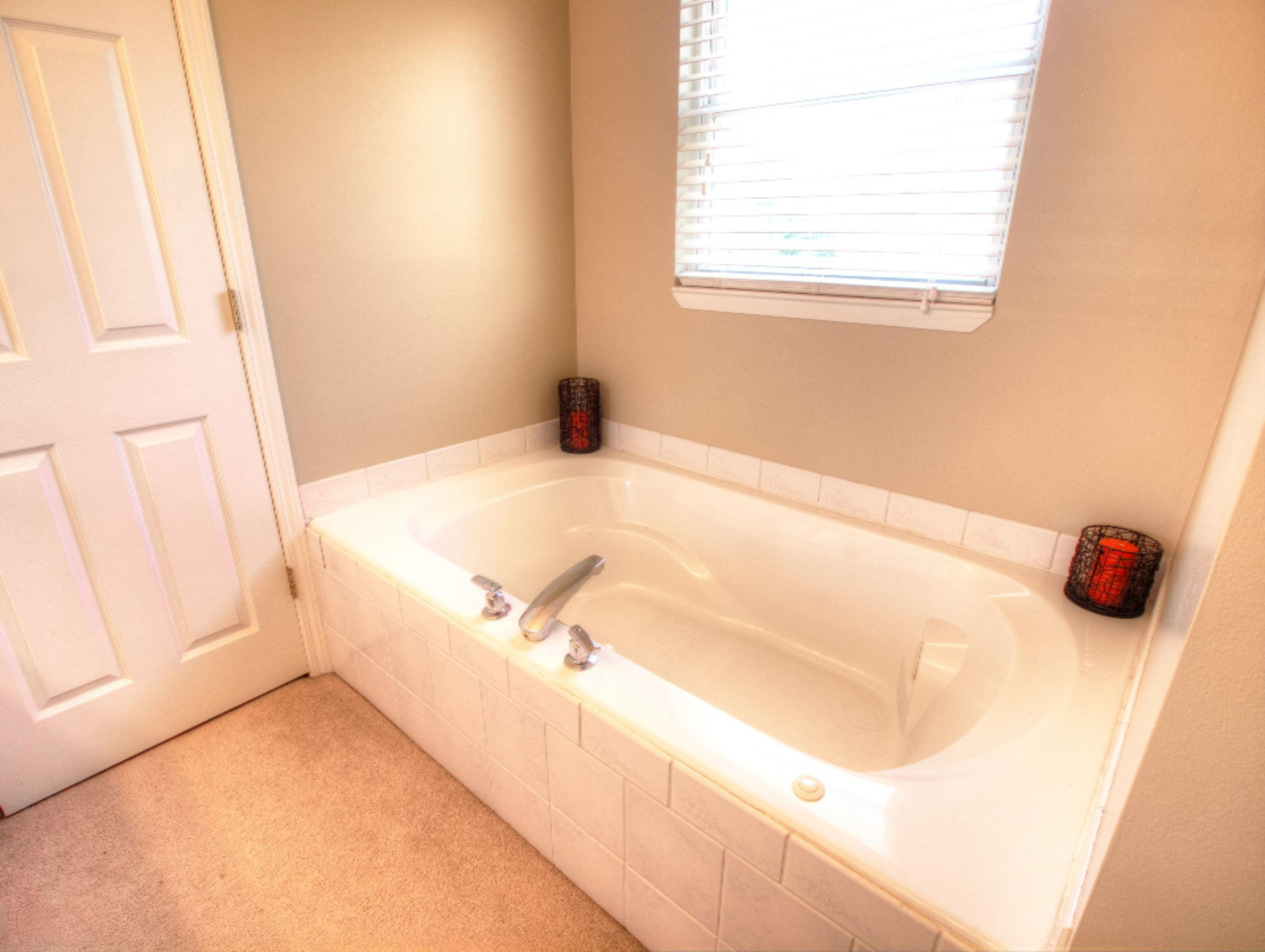 1070 East Sternberg Road Muskegon, MI 49441 - Photo 18 of 26 Master Bathroom Tub - Copy