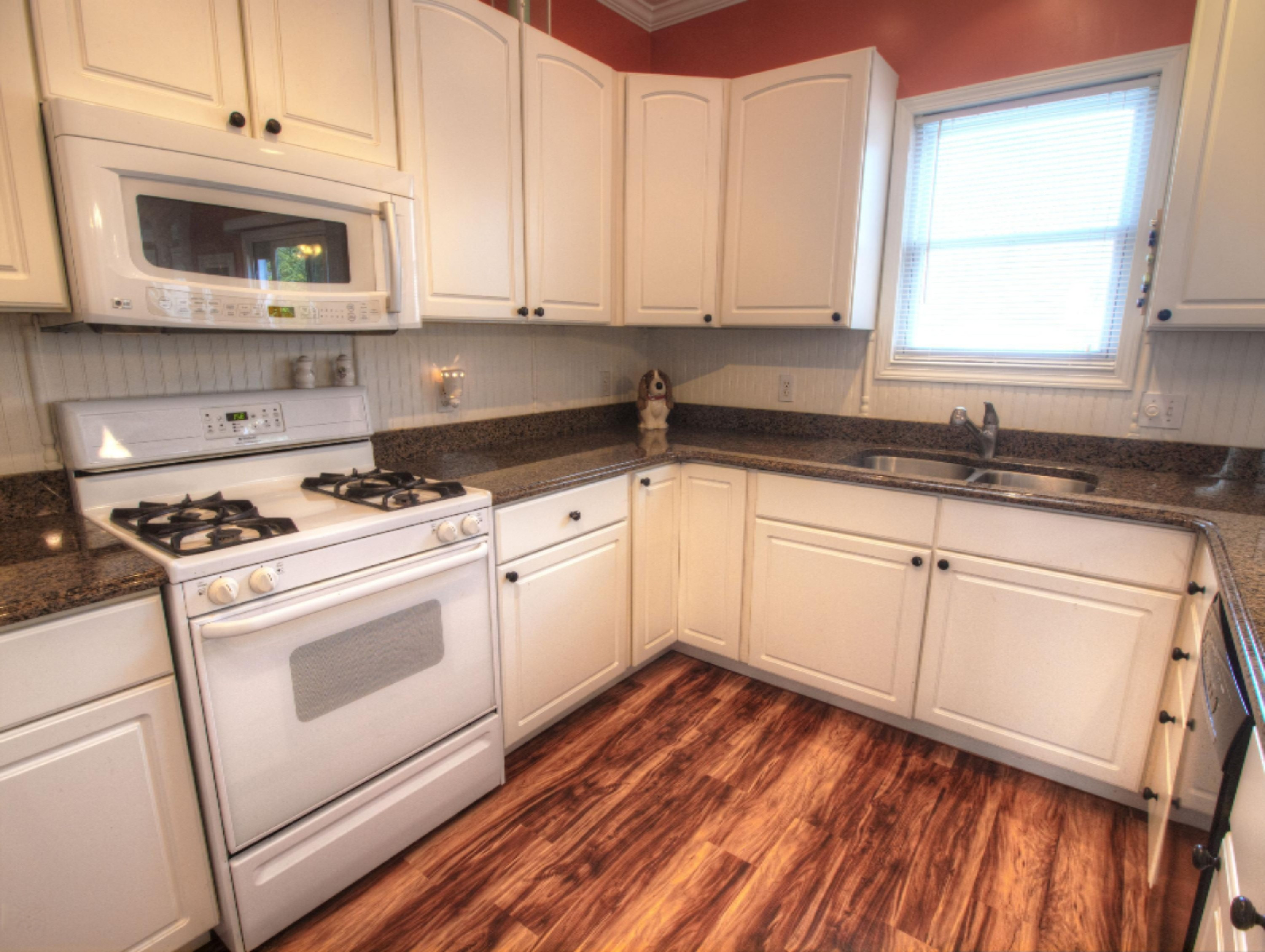 1070 East Sternberg Road Muskegon, MI 49441 - Photo 7 of 26 Kitchen