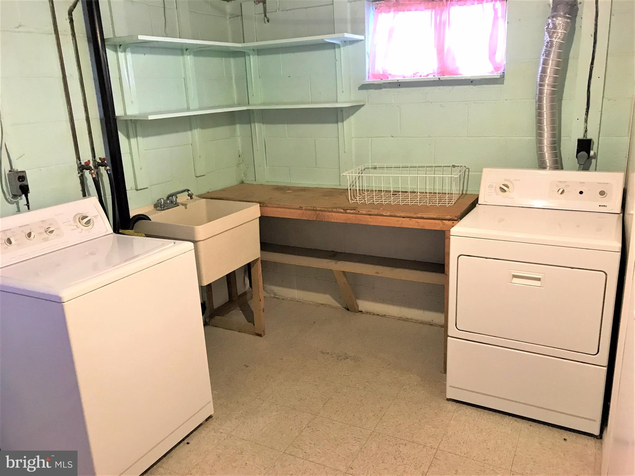 408 St Patrick Road Baltimore, MD 21206 - Photo 25 of 29 Interior (General)