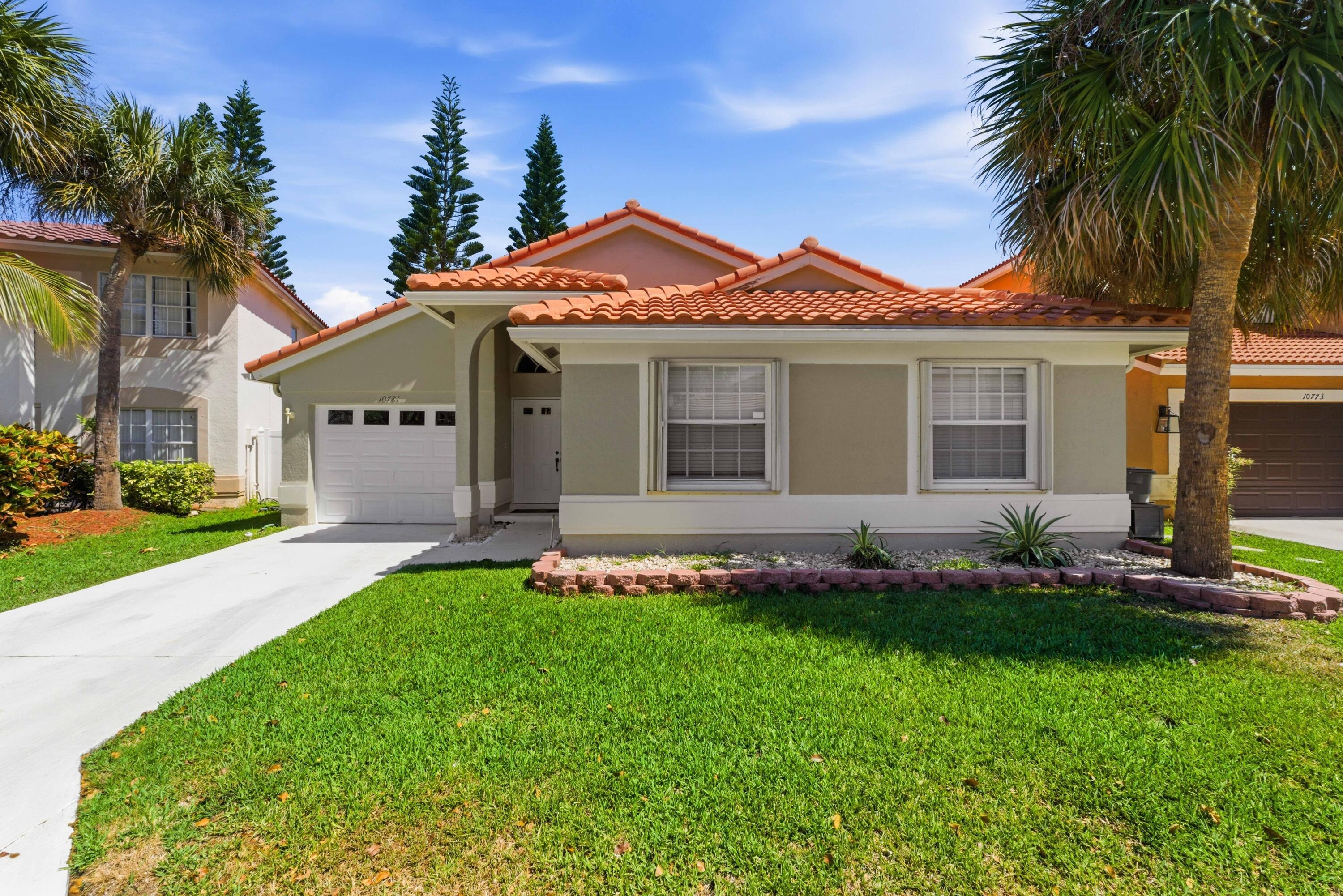10781 Cypress Lake Terrace Boca Raton, FL 33498 - Photo 2 of 27 10781 Cypress Lake Terrace_025