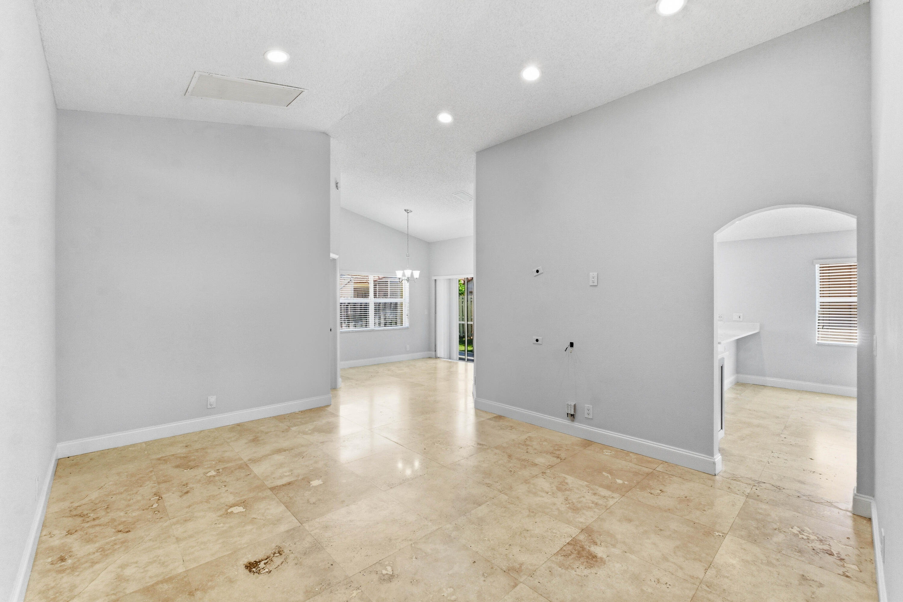10781 Cypress Lake Terrace Boca Raton, FL 33498 - Photo 5 of 27 10781 Cypress Lake Terrace_019