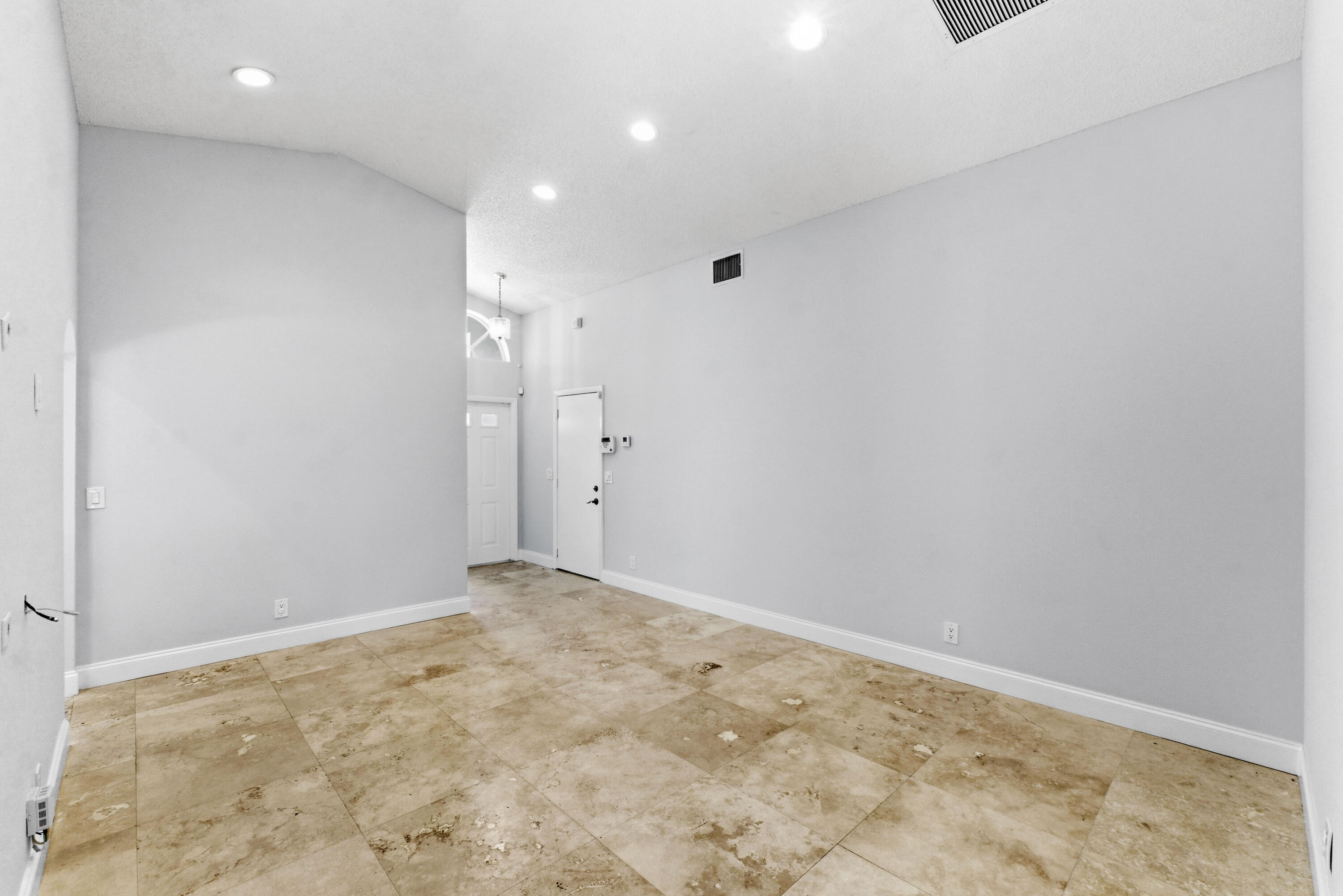 10781 Cypress Lake Terrace Boca Raton, FL 33498 - Photo 6 of 27 10781 Cypress Lake Terrace_018