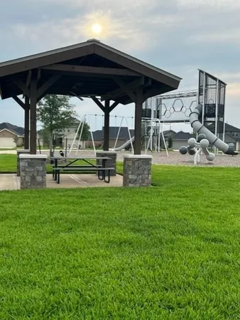 $1,900 | 24139 Wandering Brk Drive, Hockley, TX 77447