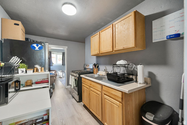 489 South 500 East Provo, UT 84606 - Photo 22 of 30