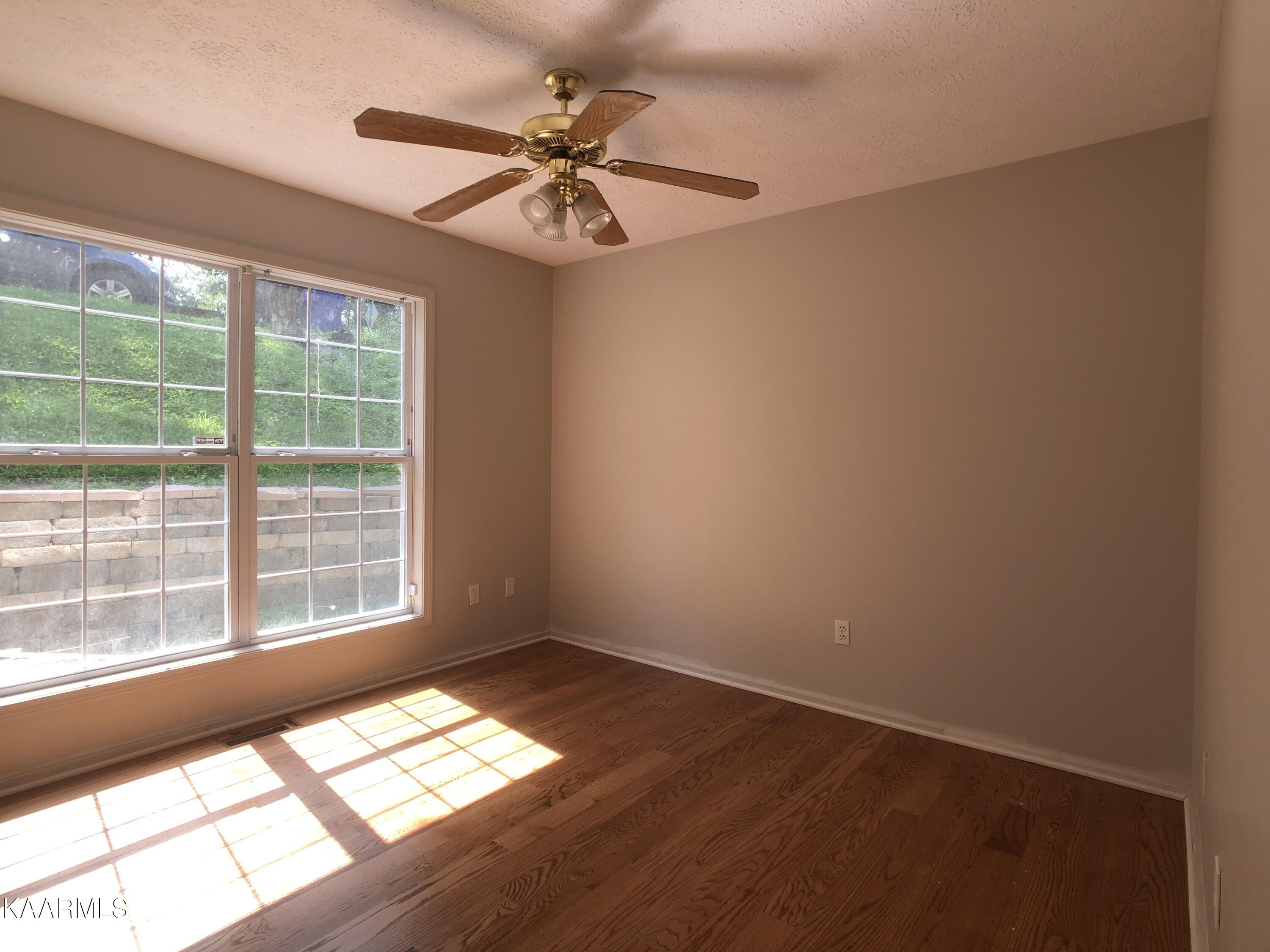 116 Wakeman Lane Oak Ridge, TN 37830 - Photo 11 of 22 25344_Image_11