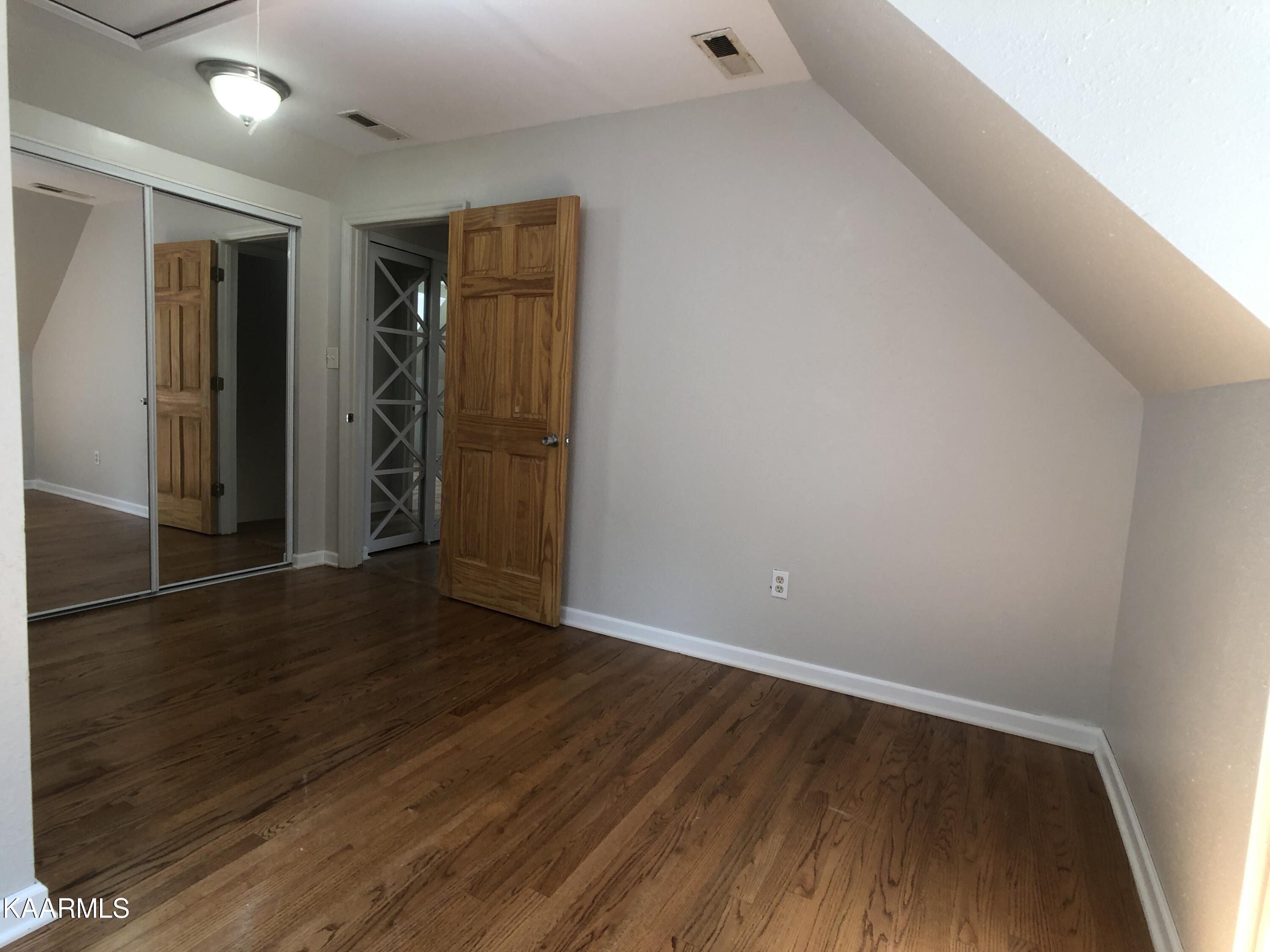 116 Wakeman Lane Oak Ridge, TN 37830 - Photo 14 of 22 25344_Image_14