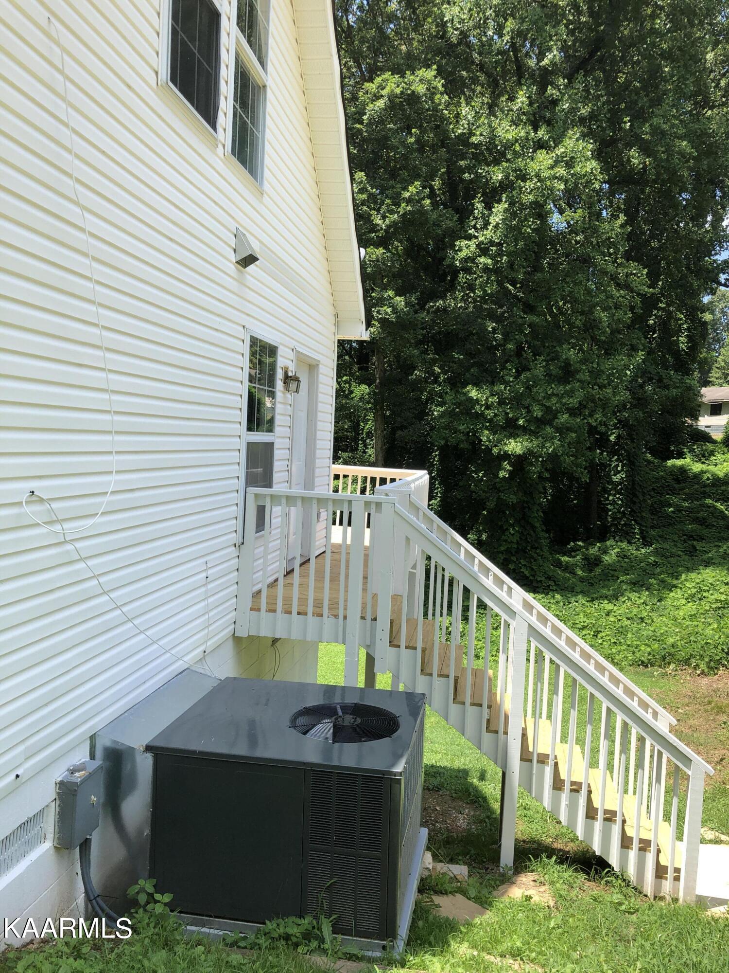 116 Wakeman Lane Oak Ridge, TN 37830 - Photo 3 of 22 25344_Image_3