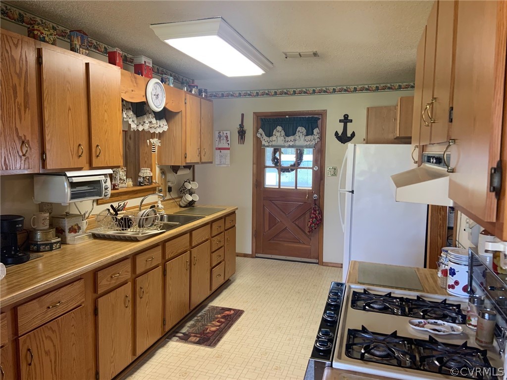 10440 Winward Road Spring Grove, VA 23881 - Photo 7 of 13 Gallery Image 7