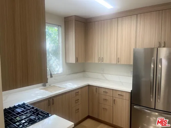$3,200 | 5726 Lemona Avenue, Van Nuys, CA 91411