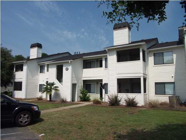 264 Alexandra Drive, Unit 10 Mount Pleasant, SC 29464 - Photo 1 of 4 Primary Photo