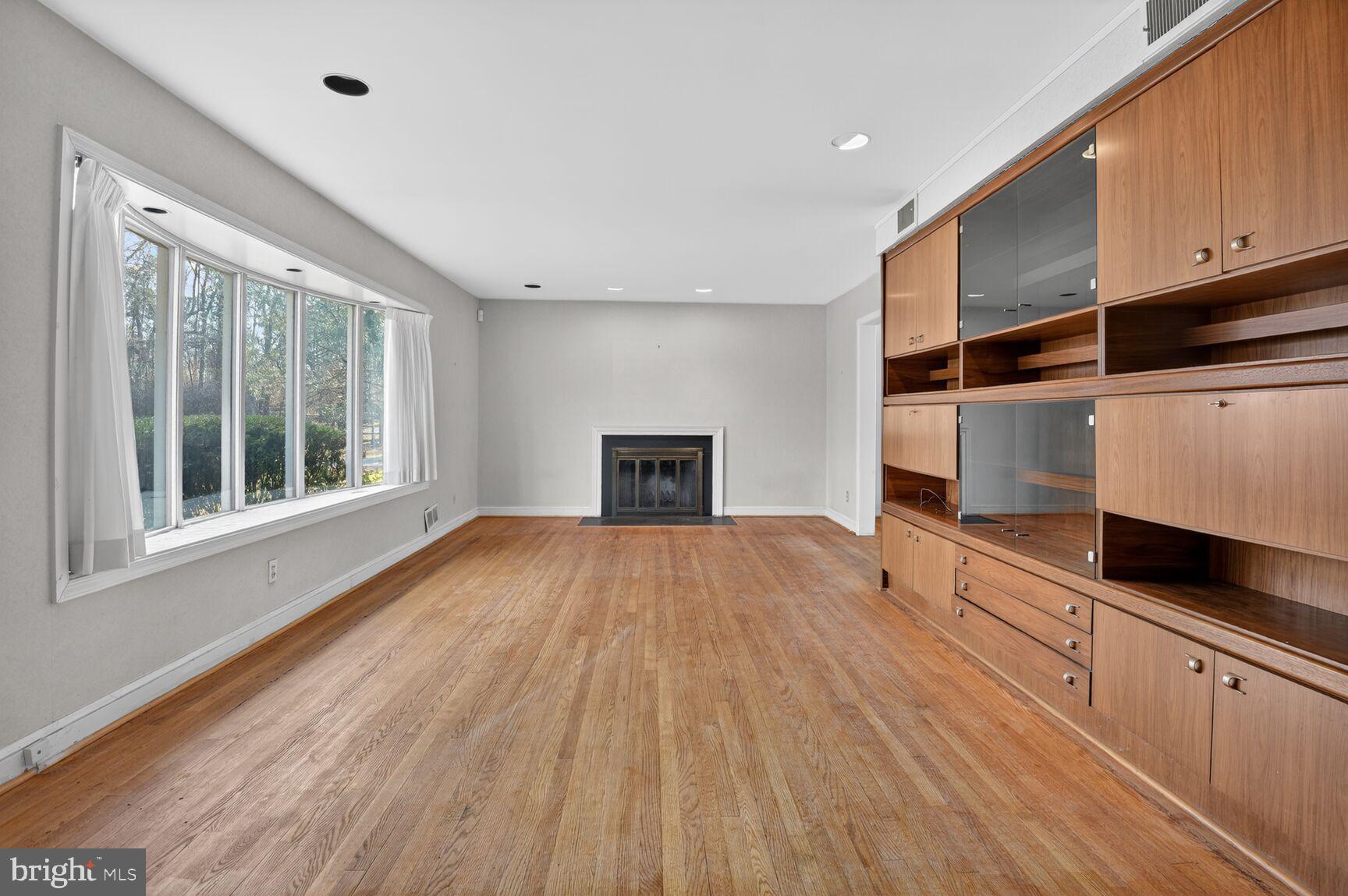 10816 Fox Hunt Lane Potomac, MD 20854 - Photo 4 of 26 Living Room with Fireplace