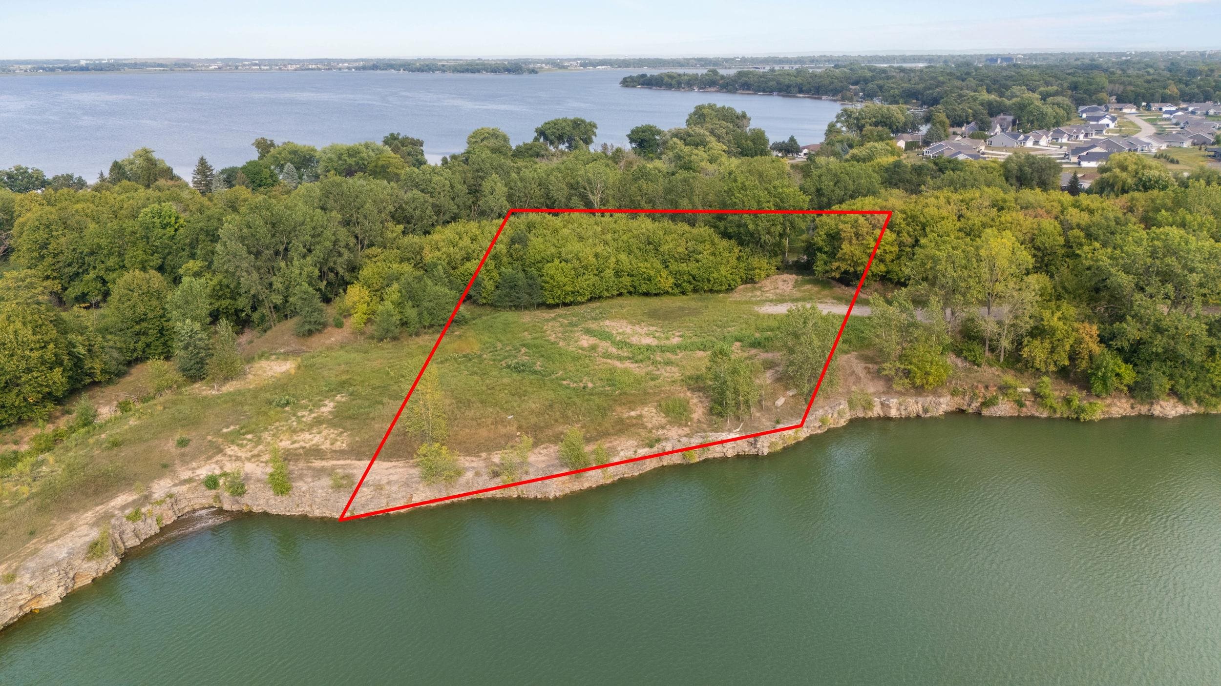 Leonard Point Road, Unit 2 Oshkosh, WI 54904 - Photo 1 of 4 Gallery Image 1