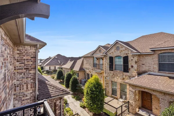 $359,900 | 3075 Willow Grove Boulevard, Unit 1103, McKinney, TX 75070