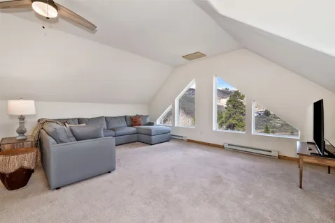 $775,000 | 32404 Ute Trail, Oak Creek, CO 80467