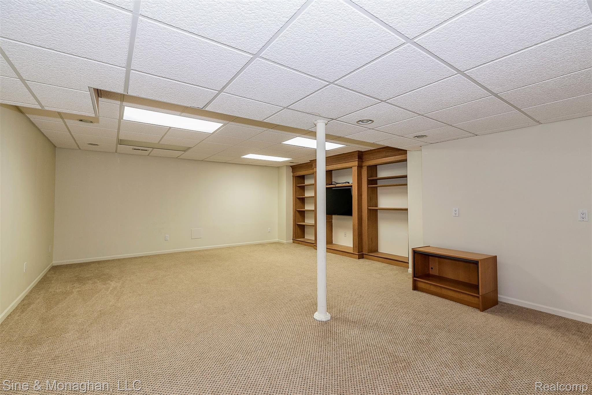 855 Rivenoak Street Birmingham, MI 48009 - Photo 44 of 55 DSC_6782.jpg