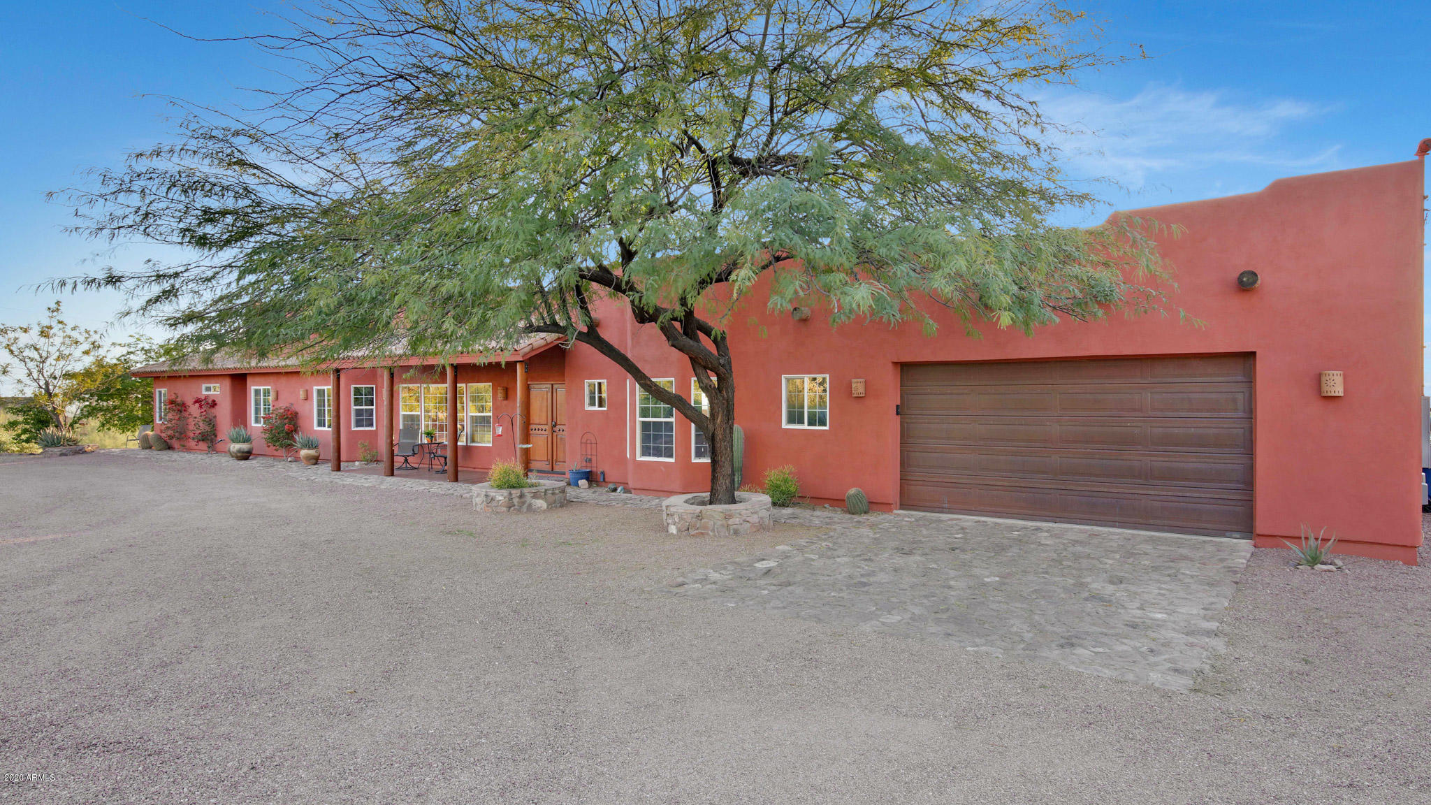 3044 North Prospectors Road Apache Junction, AZ 85119 - Photo 12 of 79 Right side of home