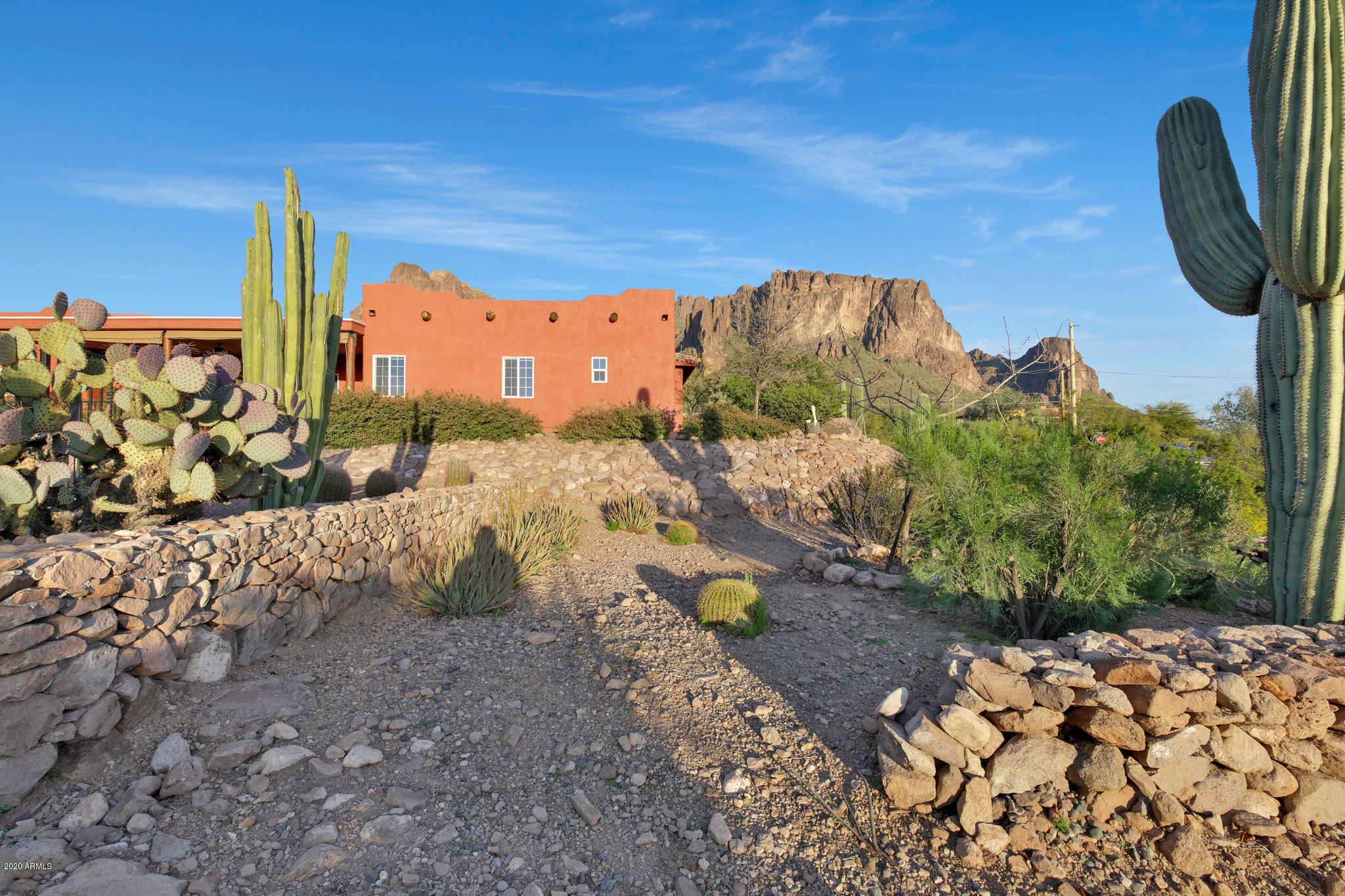 3044 North Prospectors Road Apache Junction, AZ 85119 - Photo 73 of 79 Custom Rock Walls