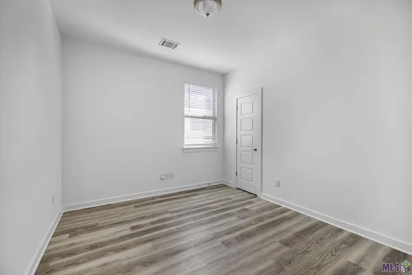 $290,000 | 12856 Silverbell Avenue, Denham Springs, LA 70726