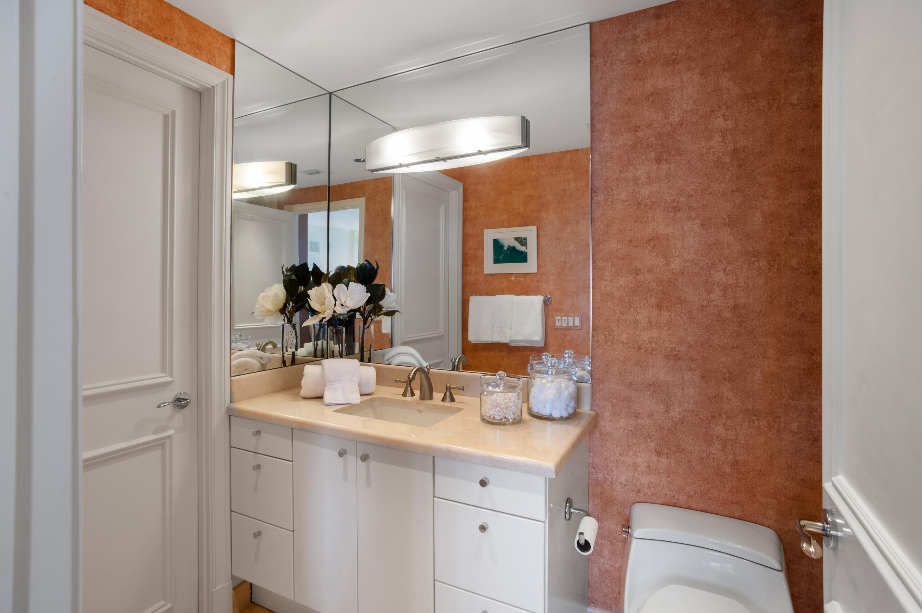 400 South Ocean Boulevard, Unit R12 Boca Raton, FL 33432 - Photo 20 of 41 BATH 3