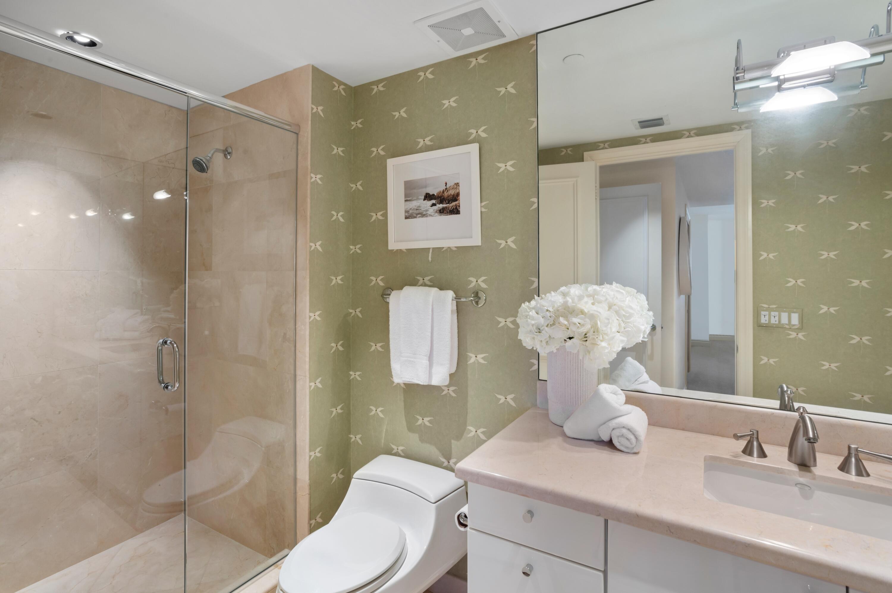 400 South Ocean Boulevard, Unit R12 Boca Raton, FL 33432 - Photo 25 of 41 BATH 4