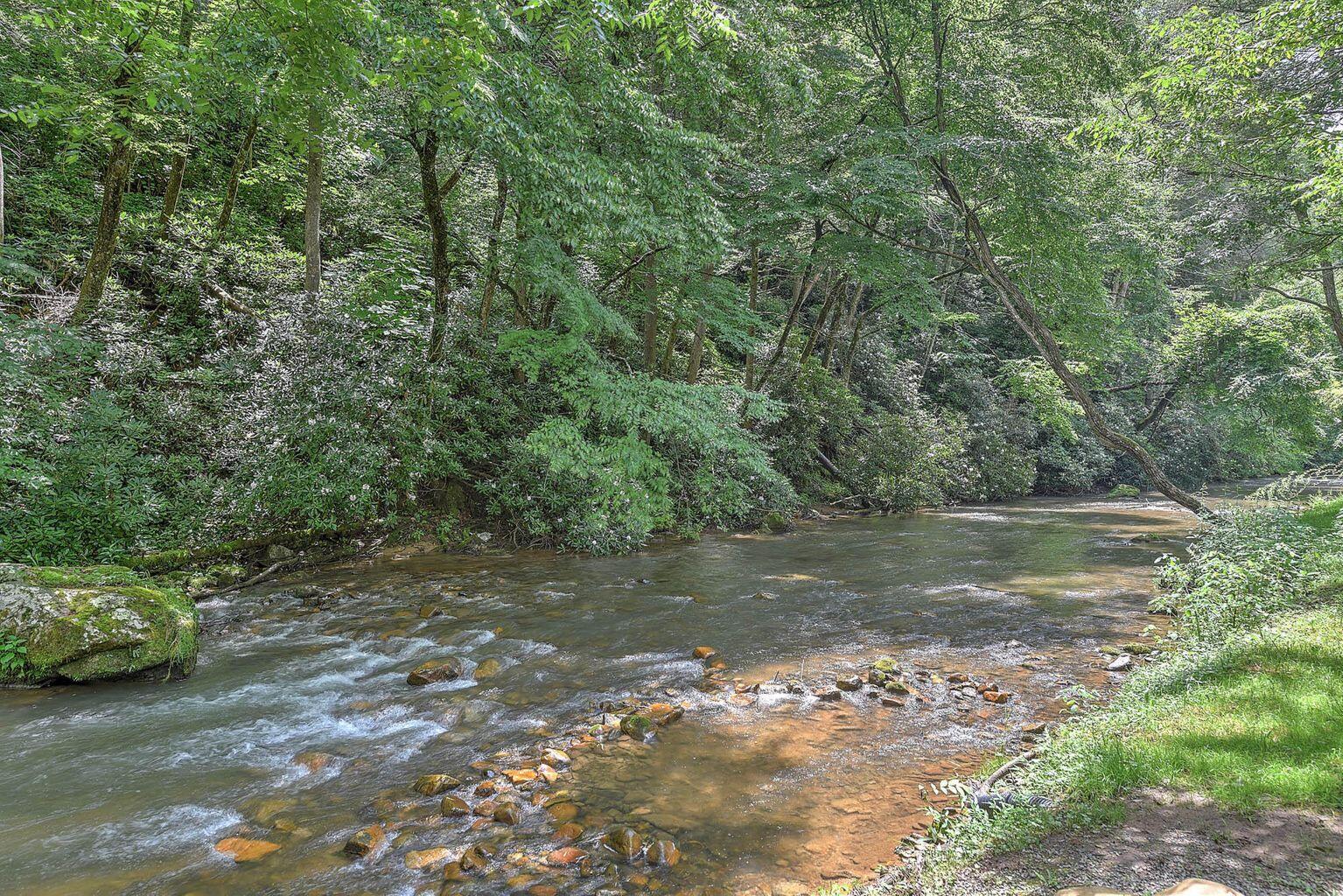 1330 Doe Creek Road Butler, TN 37640 - Photo 33 of 58 20200610181942742366000000-o