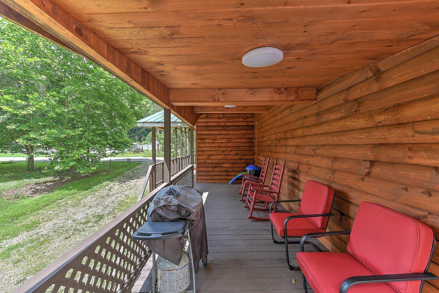 1330 Doe Creek Road Butler, TN 37640 - Photo 53 of 58 20200610182009788359000000-o