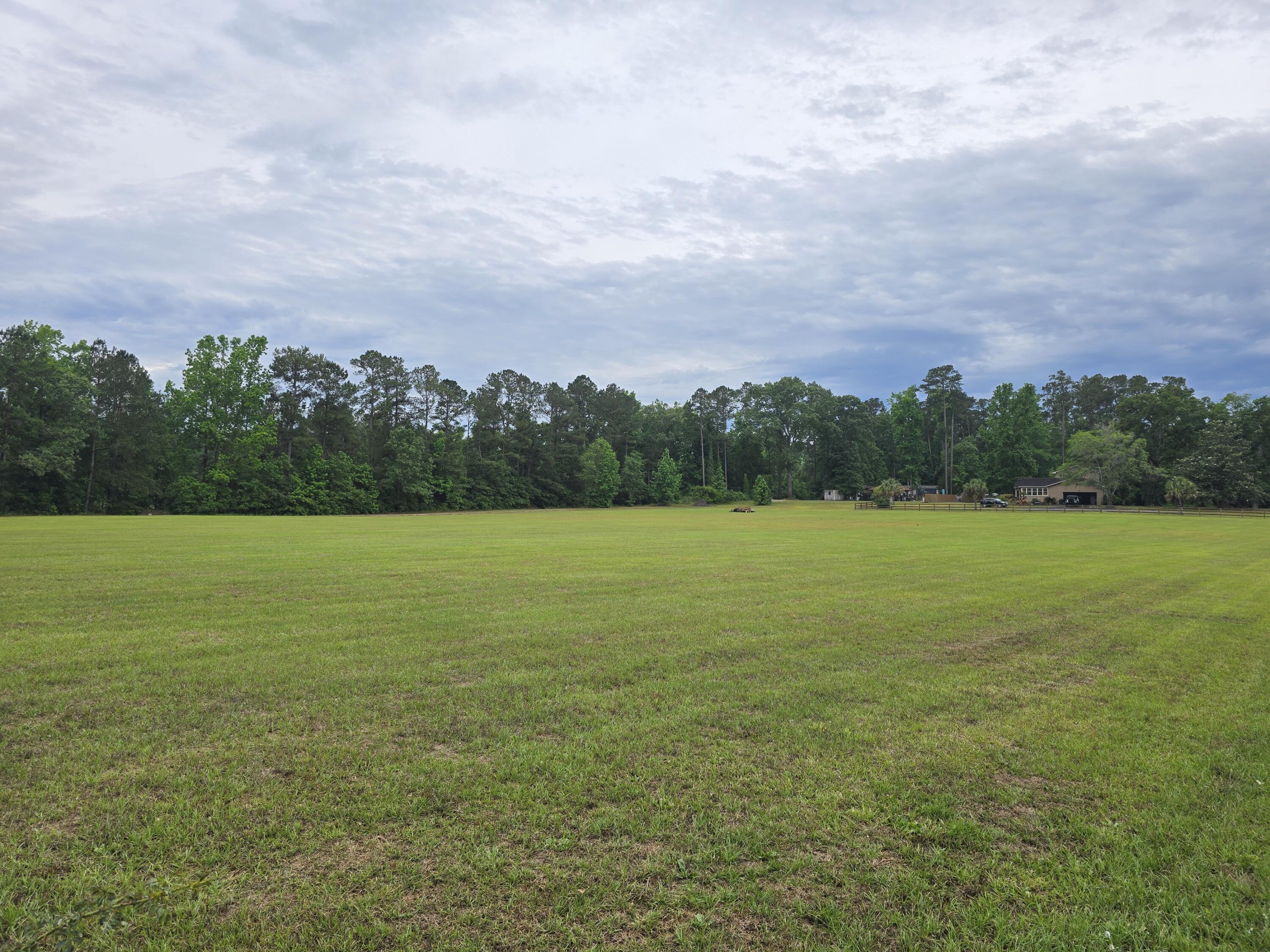 128 South Deerfield Road Johnsonville, SC 29555 - Photo 3 of 37 20260507_100424