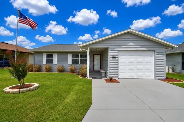 $230,000 | 4853 Colonnades Circle East, Lakeland, FL 33811