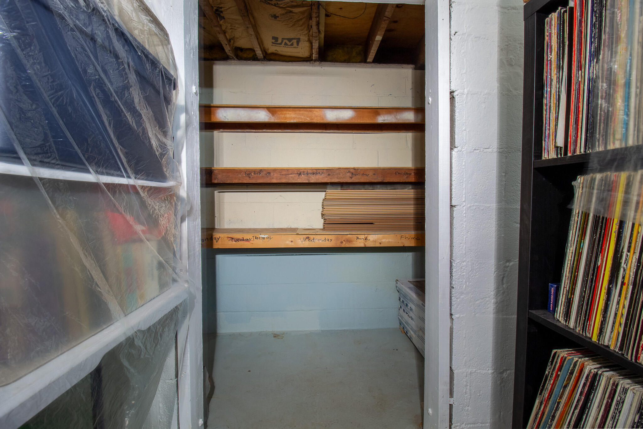214 North Dwiggins Street Griffith, IN 46319 - Photo 11 of 44 2048x1365