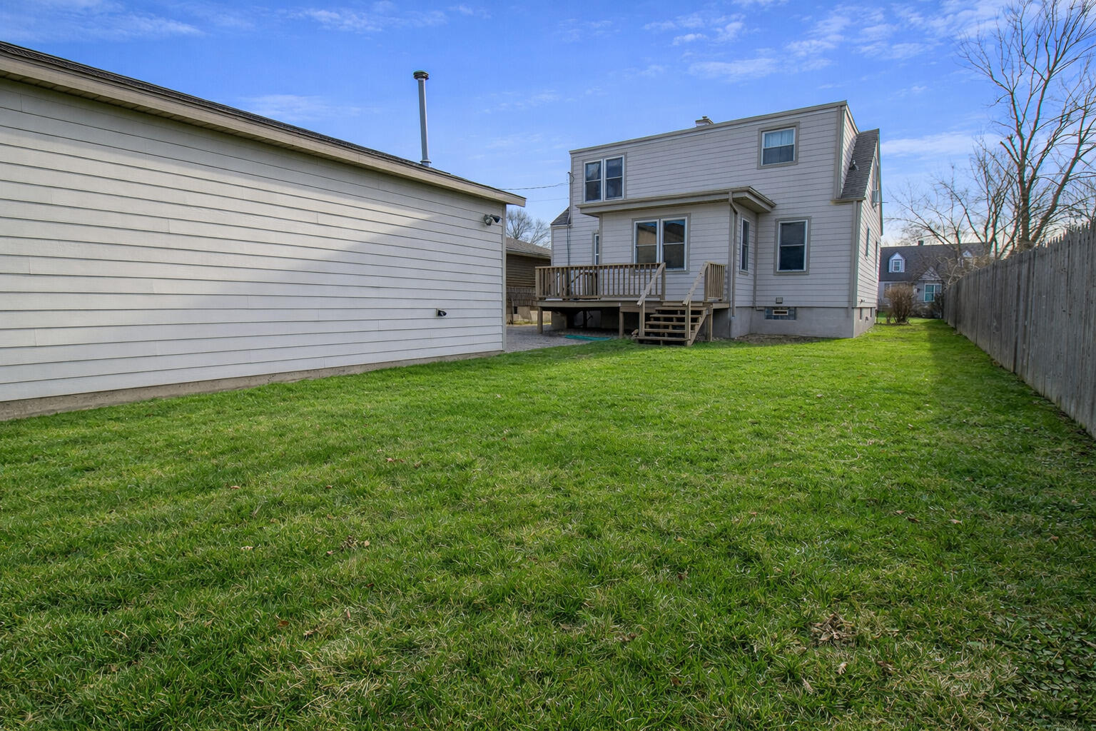 214 North Dwiggins Street Griffith, IN 46319 - Photo 41 of 44 1536x1024