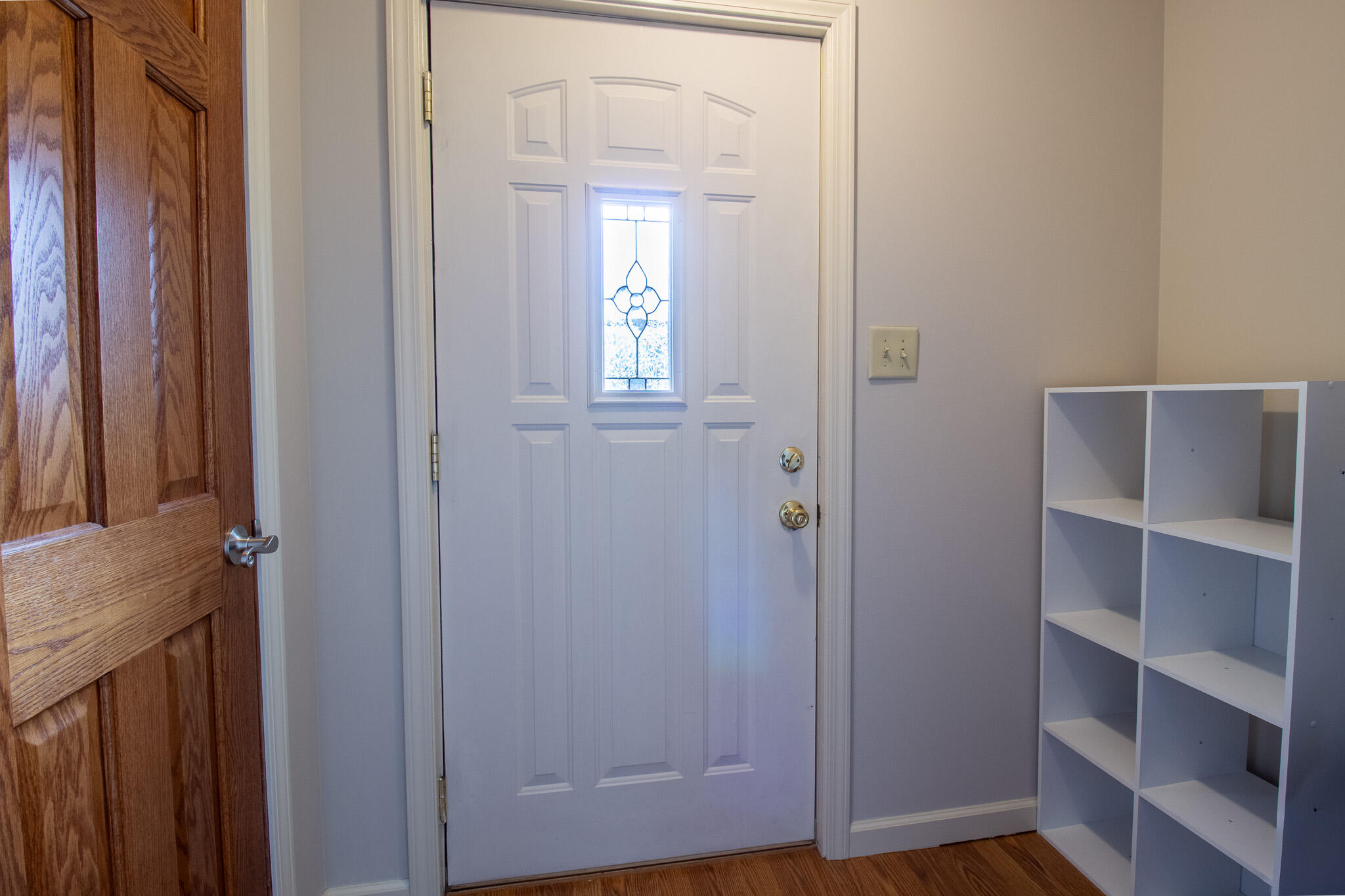 214 North Dwiggins Street Griffith, IN 46319 - Photo 10 of 44 2048x1365
