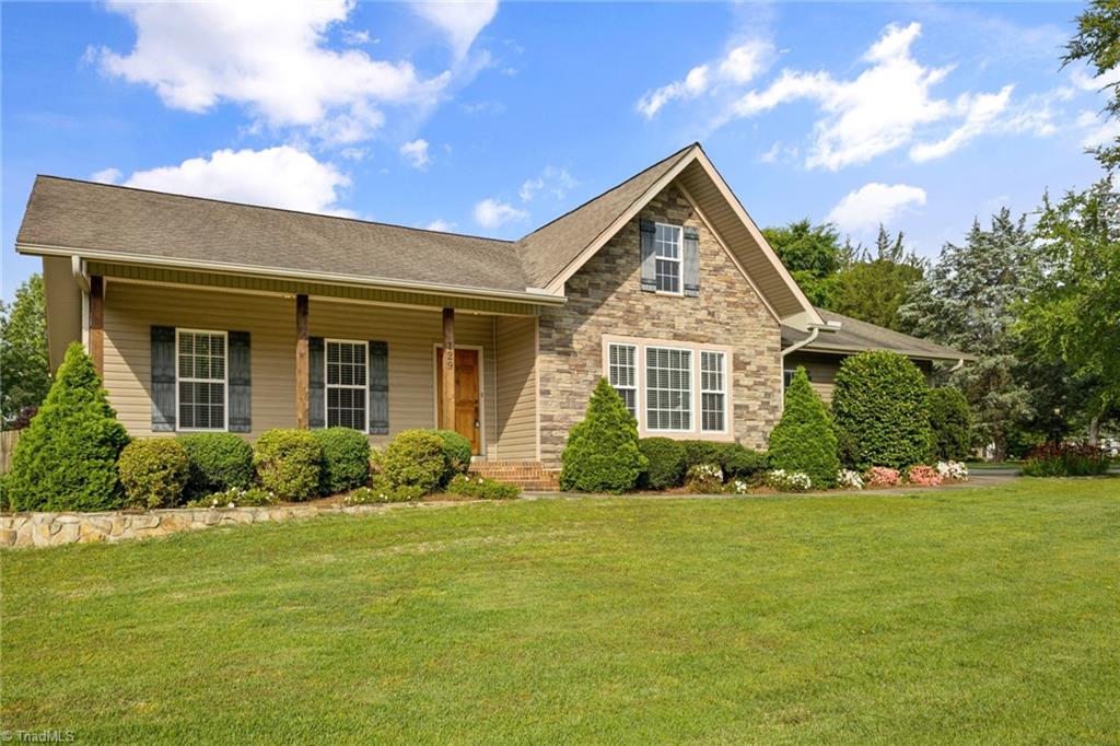 129 Idlewild Road Advance, NC 27006 - Photo 1 of 24 Gallery Image 1