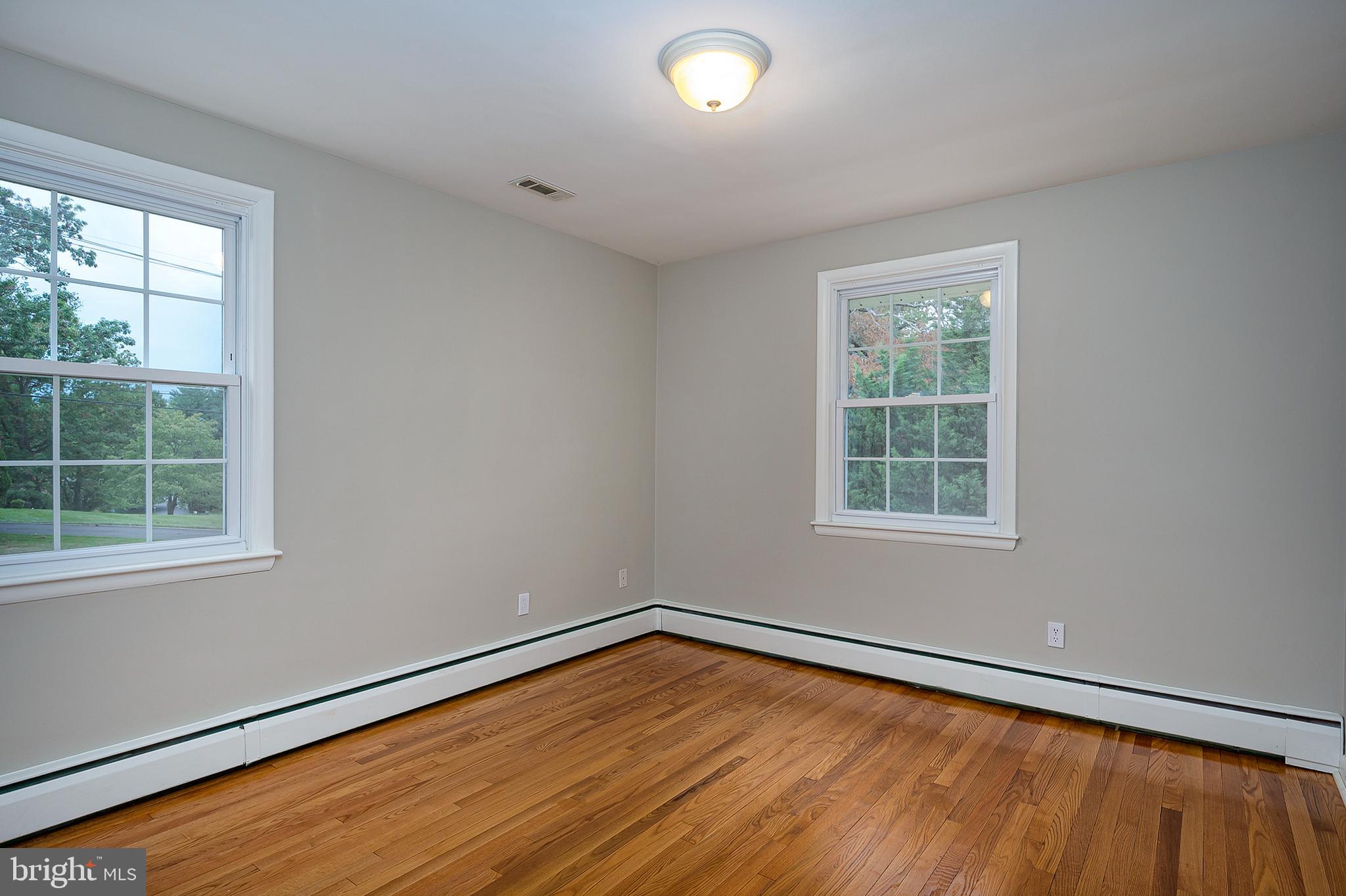 3901 Chatham Road Ellicott City, MD 21042 - Photo 27 of 41 Bedroom 3