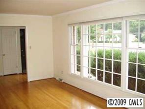 4628 Walker Road Charlotte, NC 28211 - Photo 4 of 5 Gallery Image 4